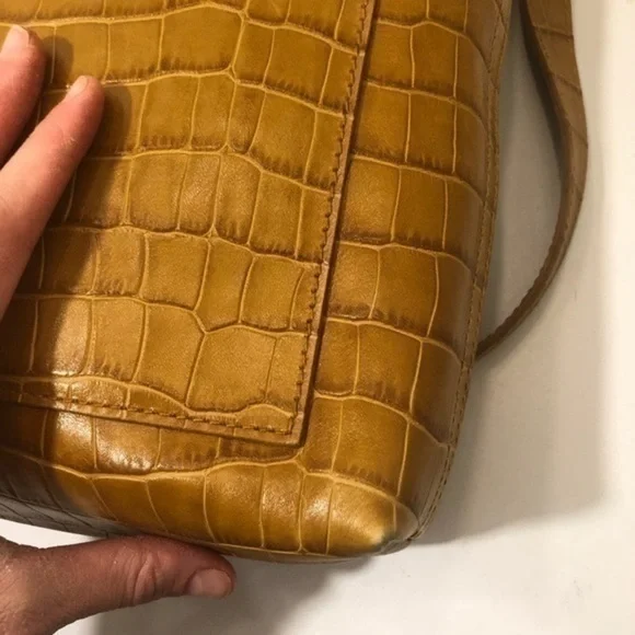 Madewell Transport Embossed Leather Crossbody Bag